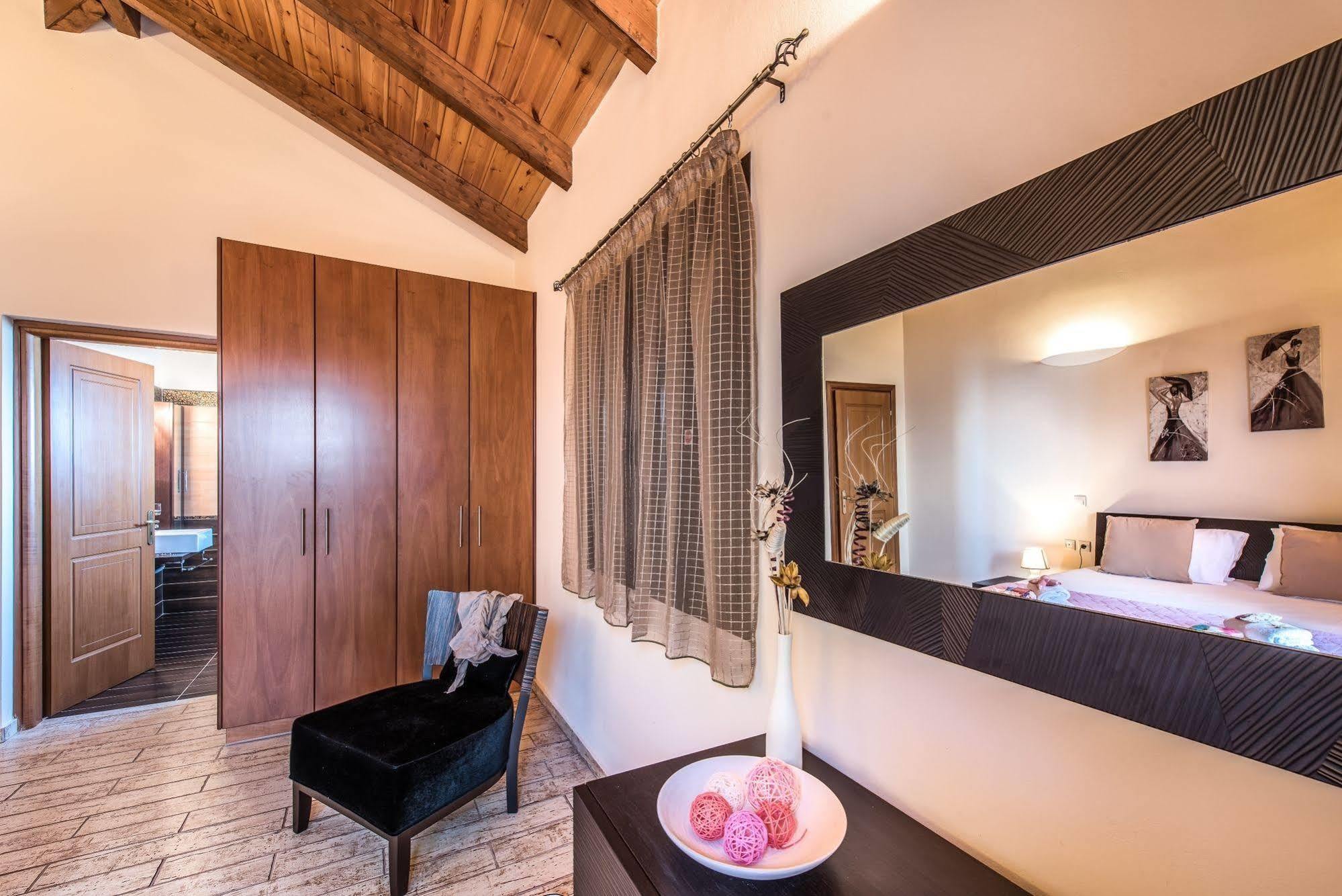 Astarte Villas - Kyveli Villa Vanato Exteriör bild